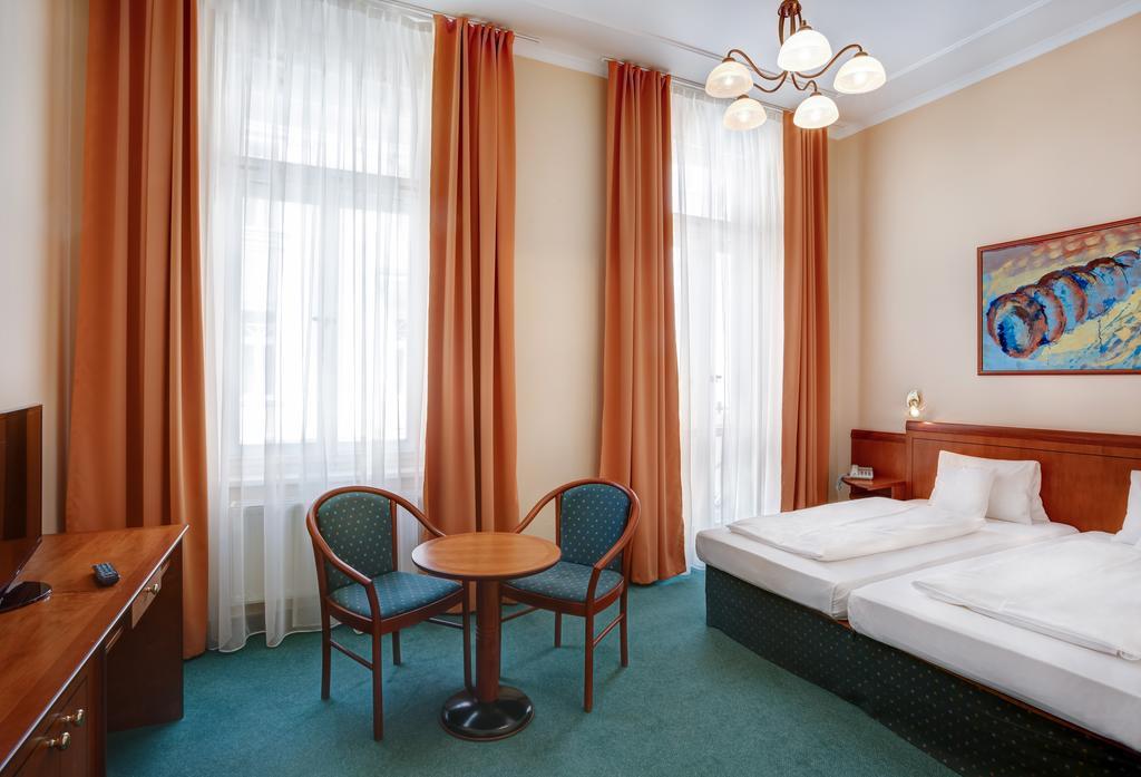 Hotel Westend Mariańskie Łaźnie Pokój zdjęcie